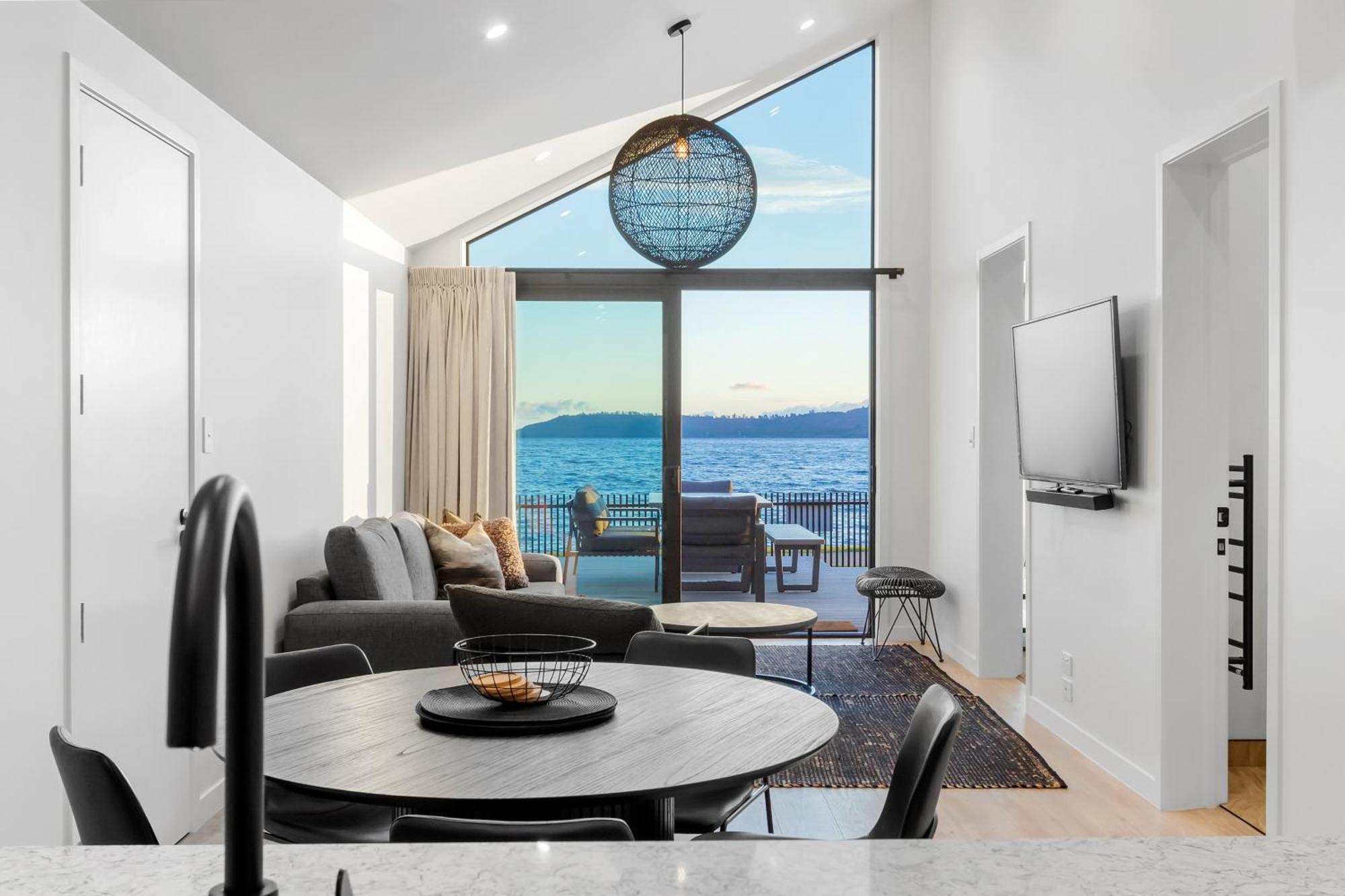 Absolute Lakefront House Taupo Kültér fotó